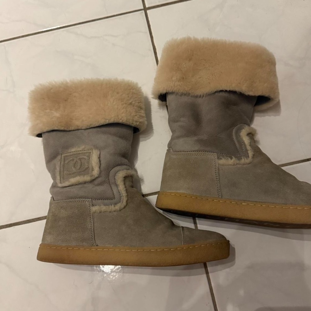 Chanel Sherling boots